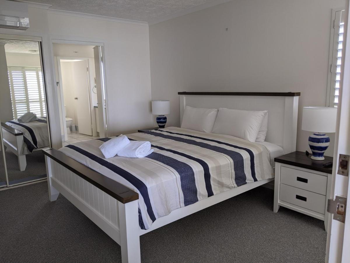 Moorings Beach Resort Caloundra Exterior foto